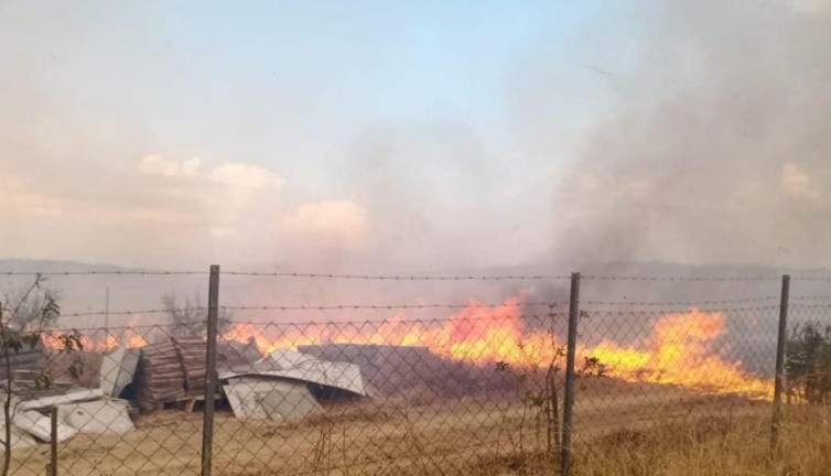 Keşan Mecidiye'de orman yangını anızlık alana sıçradı