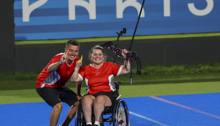 Türkiye Paris'i salladı. Rekoru egale etti