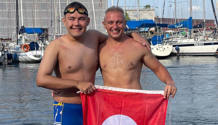 Otizmli yüzücü Tuna Manş Denizi'ni yüzerek geçecek