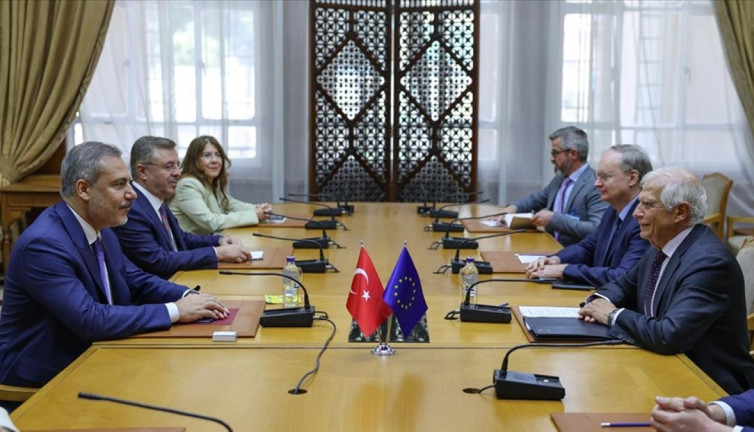 Kahire'de diplomasi trafiği: Fidan ve Borrell'den kritik görüşme