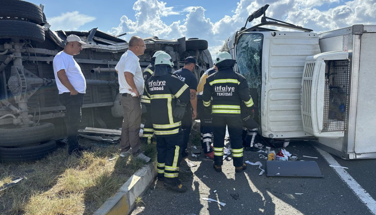 İki araç çarpıştı: 2 yaralı