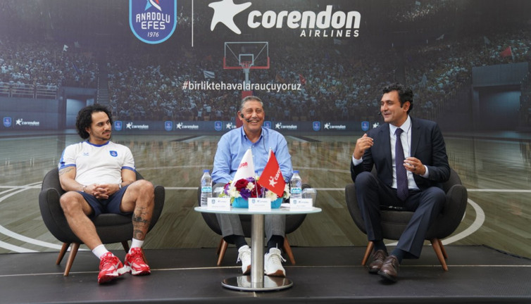 Anadolu Efes ve Corendon Airlines arasında sponsorluk anlaşması