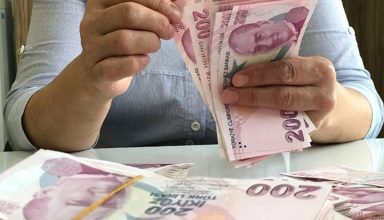 Emeklilikte 'yığılma endişesine' formül arayışı. Düğmeye basıldı