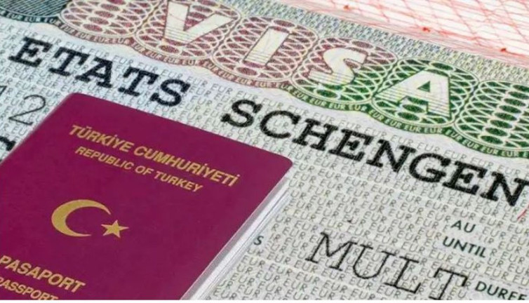 Almanya'dan Schengen açıklaması. Türkler de etkilenecek mi?