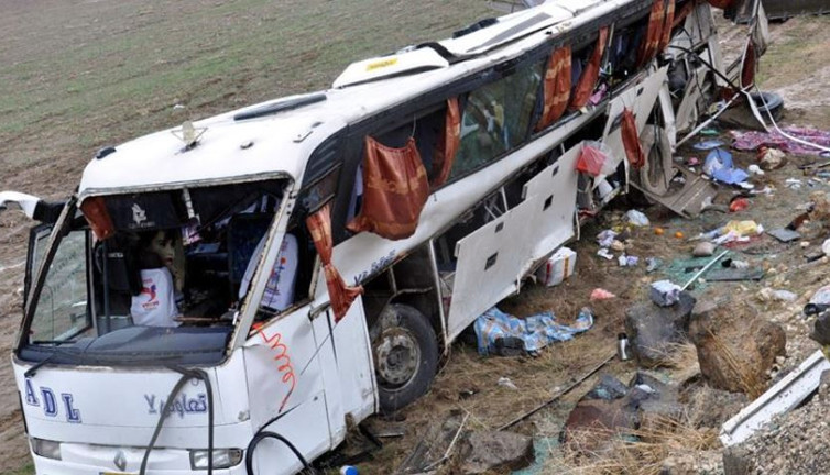 Katliam gibi kaza: 10 ölü