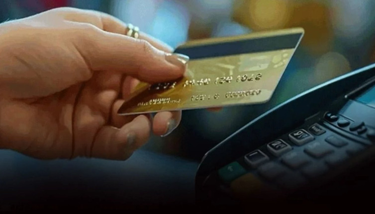 Kredi kartlarına enflasyon ayarı; Taksit ve limitler sınırlandırılacak mı?