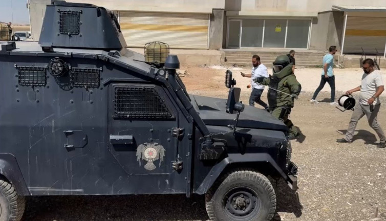 Yola döşenen mayın bulundu. Böyle imha edildi