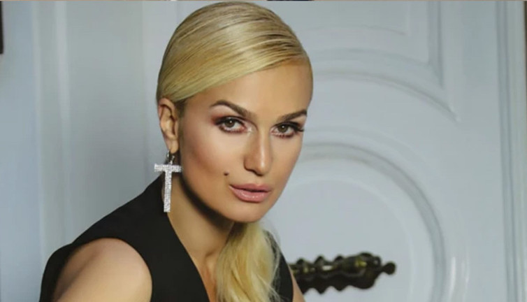 Tuğba Özay, yeni hedefini açıkladı! Ünlü manken bakınız bu kez ne olmak istiyor?