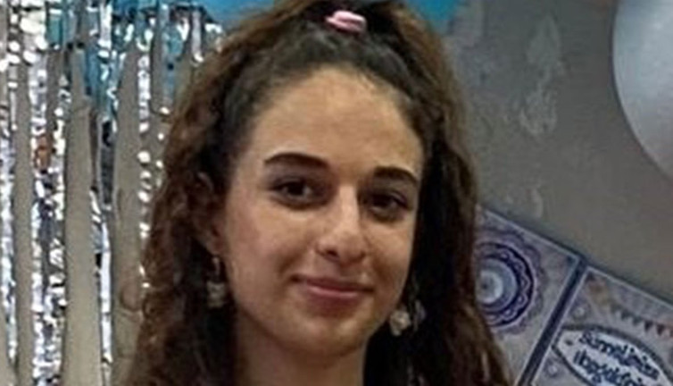 15 yaşındaki kızdan 2 gündür haber alınamıyor. Okula gitmek için evden çıktı