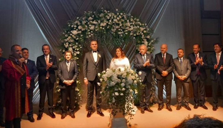 BDDK Başkan Yardımcısının düğününde skandal: Banka müdürleri patronun gözüne girmek için takı yarışına girmiş