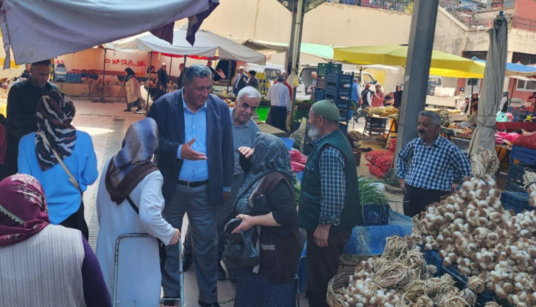 Niğde Bor'da pazara giden CHP’li vekil Ömer Fethi Gürer'den fiyatlarla ilgili çarpıcı açıklamalar
