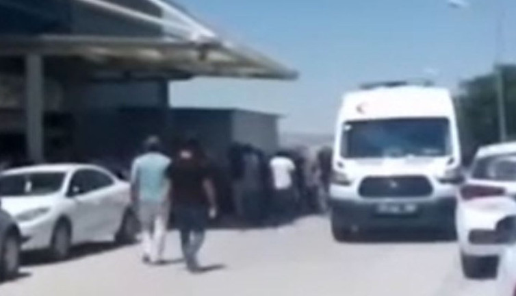 Baba oğlunu traktörle öldürdü