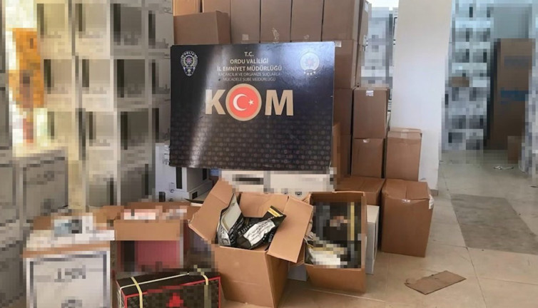 TÜGVA yöneticisi kaçakçılık operasyonunda gözaltına alındı