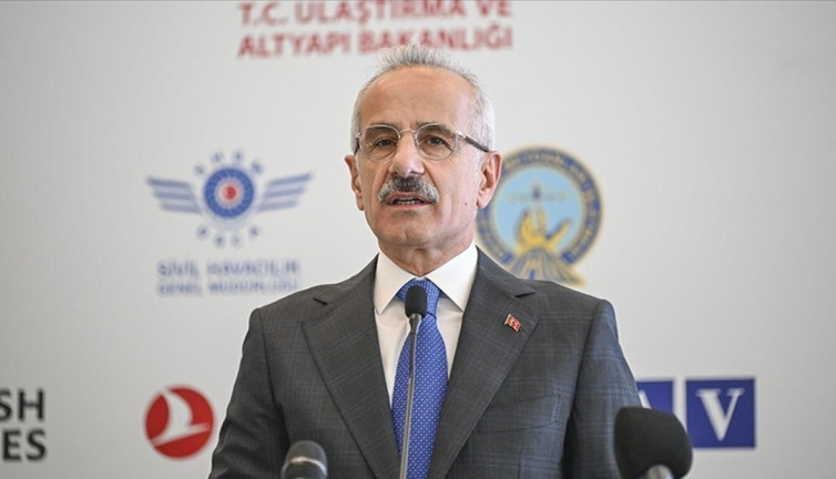 Uraloğlu: Deniz yoluyla yılın 8 ayında 1,8 milyon araç taşındı