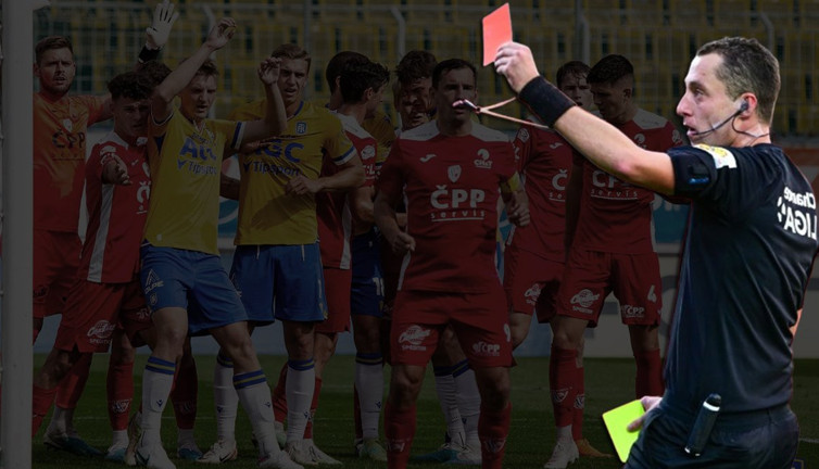 Hakem düdük öttürmekten yoruldu: 4 kırmızı kart 1 penaltı