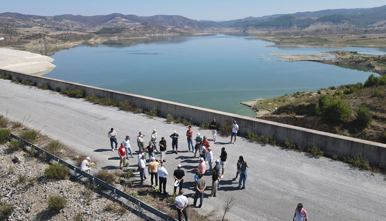 Kuruyan Marmara Gölü’ne umut! İlk adım atıldı