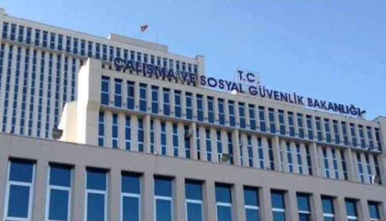 Çalışma ve Sosyal Güvenlik Bakanlığı, "çalışma izni" güncellemesi