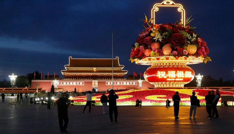 Çin’de 75. yıl kutlamaları