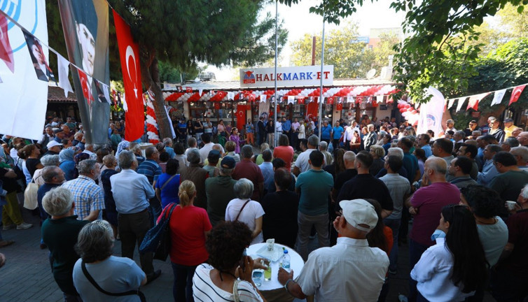 Selçuk Belediyesi’nden örnek proje: Halk Mark-Et açıldı
