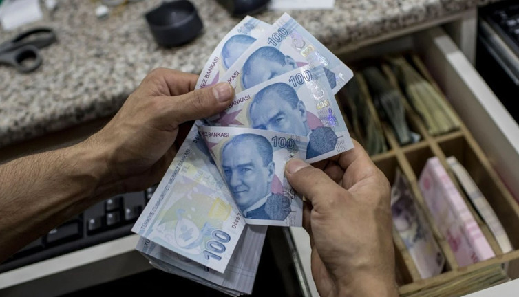 Asgari ücrete yapılacak zammı kuruşu kuruşuna açıkladı. 'Bir sefer yapılacak' diyerek kara haberi verdi