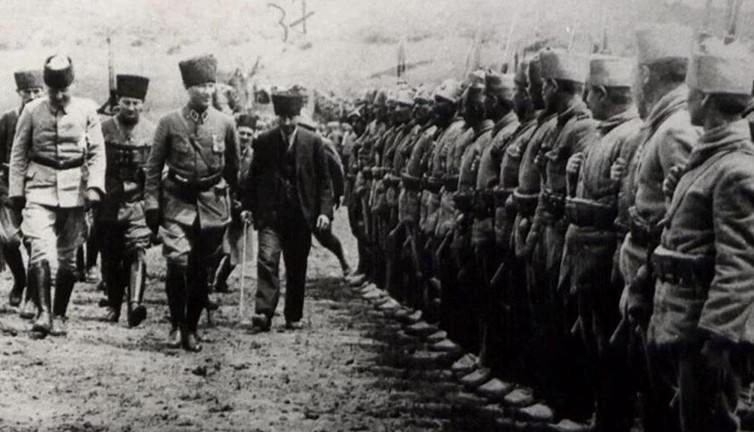 İstanbul'un kurtuluşunun 101'inci yılı kutlanıyor