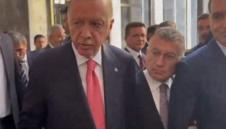 DEM Parti sorulunca Erdoğan topu yandaş kanalın muhabirine attı! 'Rüya cevabı verdi'