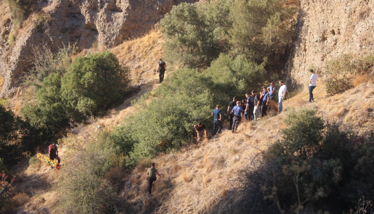 Uçurumdan düşen genç kız yaşamını yitirdi