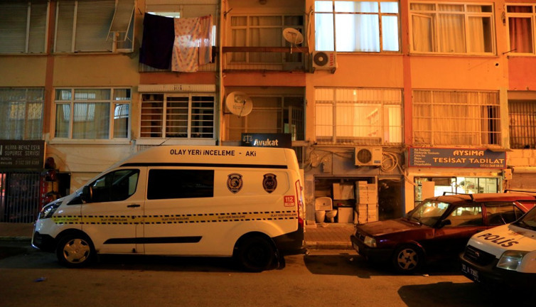 Antalya'da avukat aynı zamanda ofis olarak kullandığı ikametinde ölü bulundu