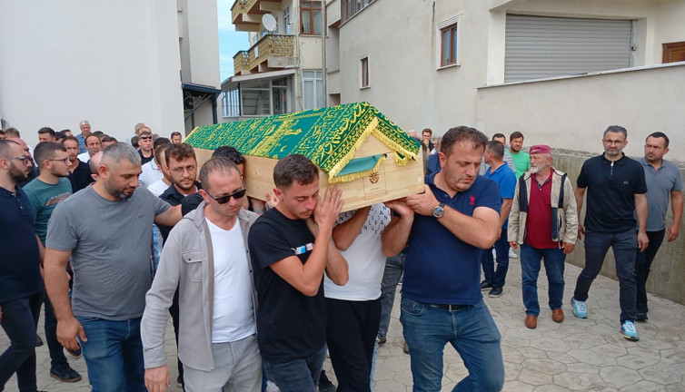 İşçilerin kaldırdığı en ağır tabut