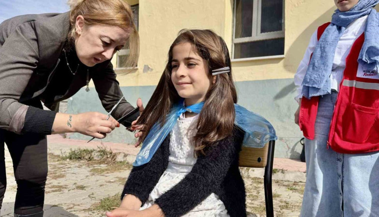 Kızların kuaför hayali gerçek oldu