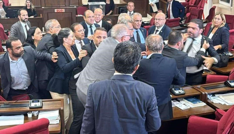 Meclis karıştı milletvekilleri birbirine girdi: Konuşma! Karşıma çık lan