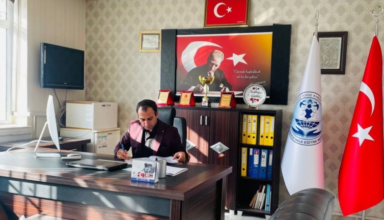 Makam odasında intihar etti. Yakınlarına 2 sayfalık mektup bıraktı