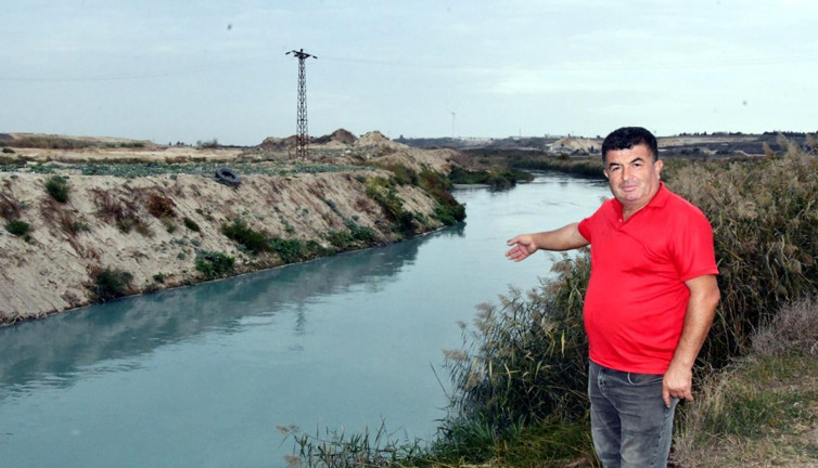 Tekirdağ Ergene'deki Çorlu Deresi turkuaz renge büründü! İnceleme başlatıldı