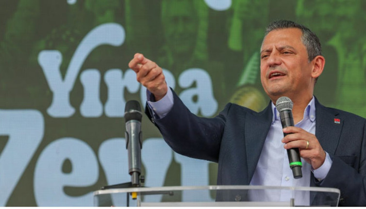 Özgür Özel: 'İsrail saldıracak' diye bir laf ortaya attılar, 70 milyar toplayacaklar