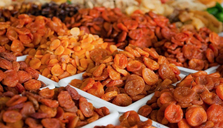 Kuru kayısı dünyaya yayılmaya devam ediyor