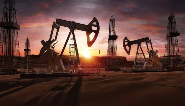 Küresel petrol arzı eylülde günlük 680 bin varil düştü