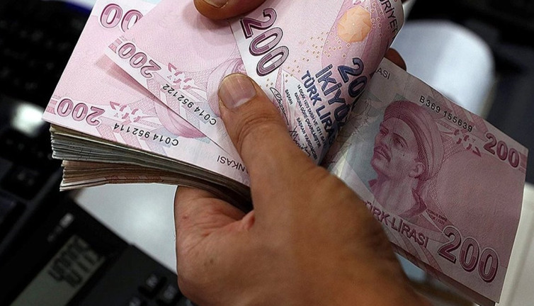 Fatih Portakal, kağıt kalem alıp asgari ücreti açıkladı. AKP kulislerinde bu rakam konuşuluyor