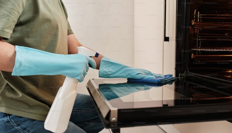 Fırın temizliğinde püf noktalar