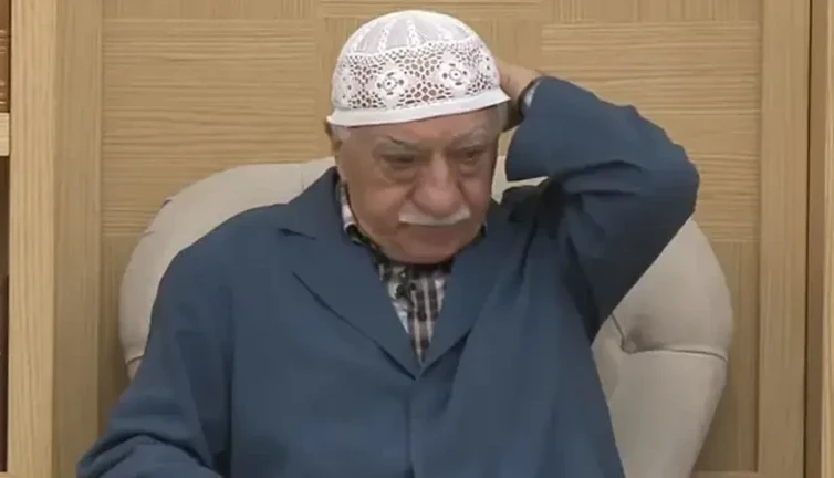 FETÖ’nün cenaze namazını o hain kıldıracak! Kırmızı kategoride aranıyor