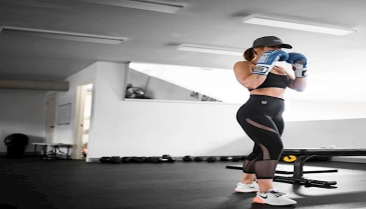 Kadınlarda spor kıyafeti tehlikesi! Uzmanlar ve bilim bakın ne diyor!