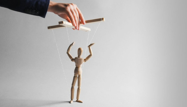 İnsanları manipüle eden cümleler nelerdir? Bilim ve uzmanlar bu konuda ne diyor?