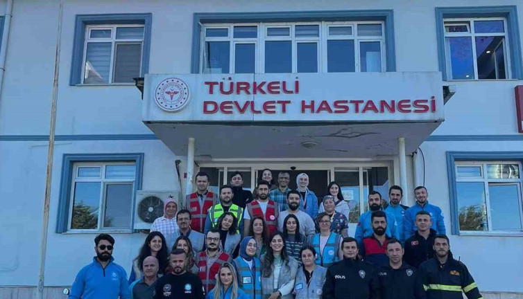 Devlet Hastanesi'nde tatbikat