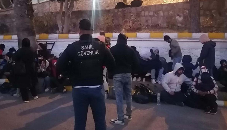 4 organizatör ve 57 kaçakçı yakalandı