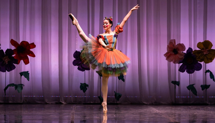 Balenin büyülü dünyası Kadıköy Süreyya’da