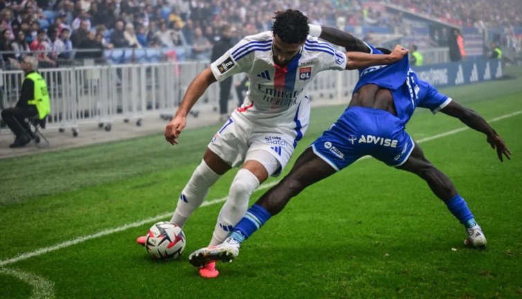 4 gole sahne olan maçta Lyon, Auxerre ile berabere kaldı