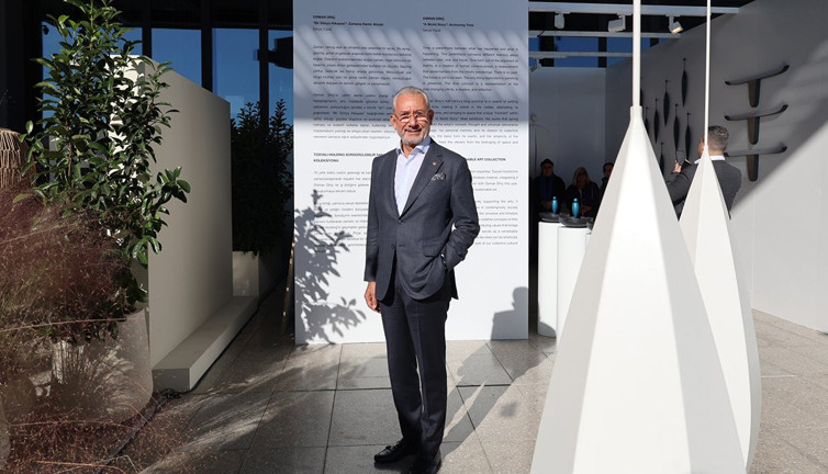 “Bir Dünya Hikâyesi” Contemporary İstanbul’da