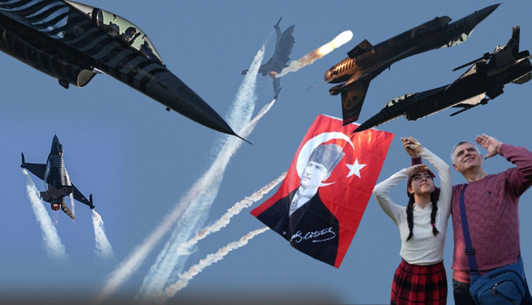 SOLOTÜRK'ten İstanbul semalarında nefes kesen gösteri