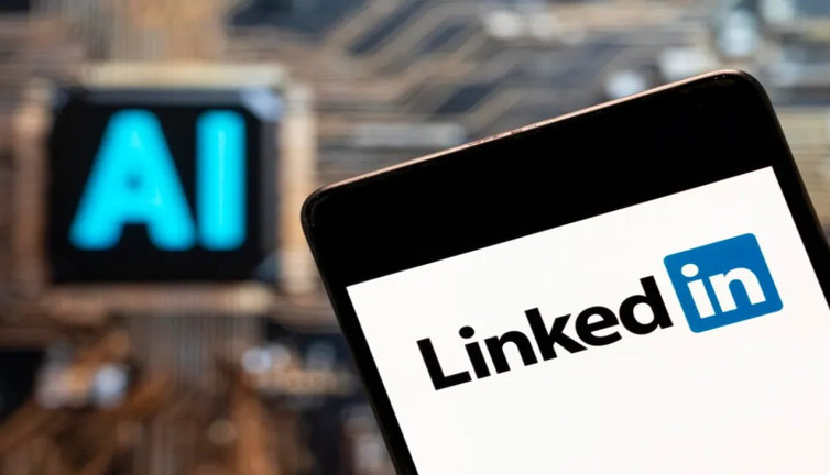 LinkedIn yeni yapay zeka asistanını tanıttı