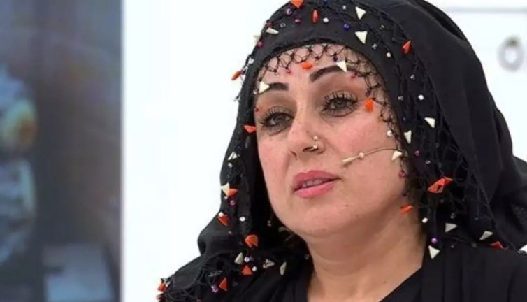 Fenomen Yazgül imaj değiştirdi! Saçlarını açtı, dolguyu fazla kaçırdı