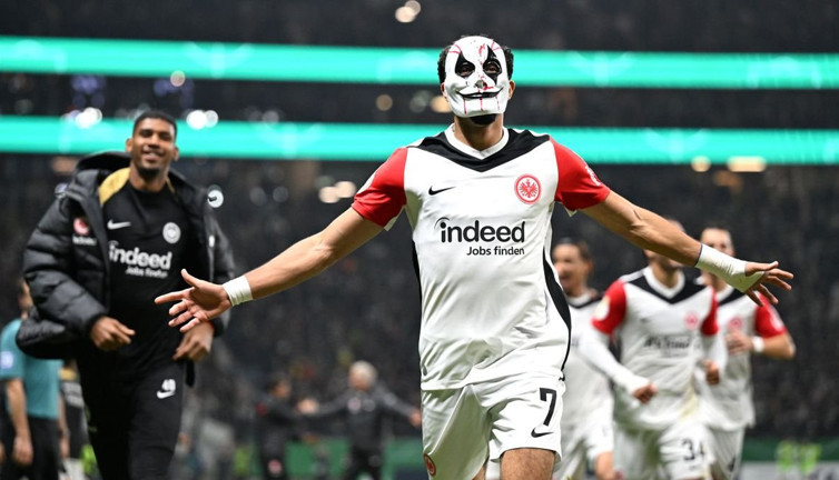 Eintracht Frankfurt çeyrek finalde